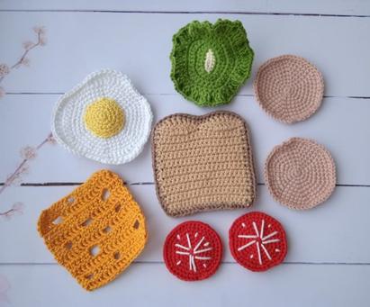 Sandwich Coaster Set pattern by Duong Nguyen